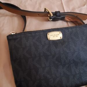 MK belt bag used one time